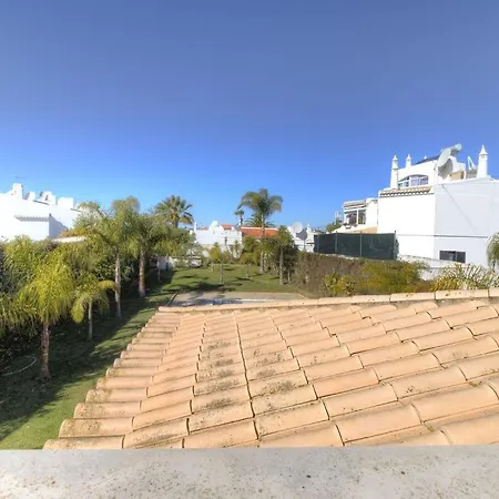 Casa Serrao With 4 Bedrooms Sleeps 8 Villa