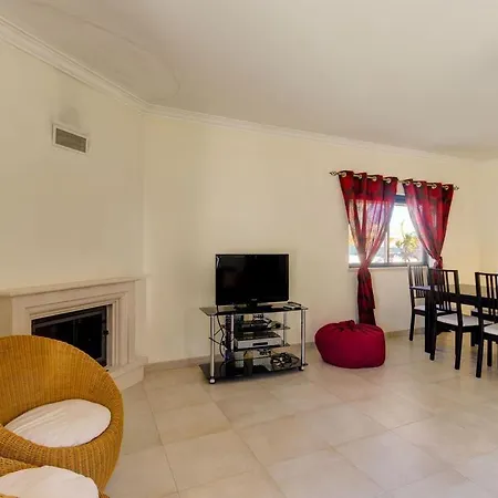 Casa Serrao With 4 Bedrooms Sleeps 8 Villa