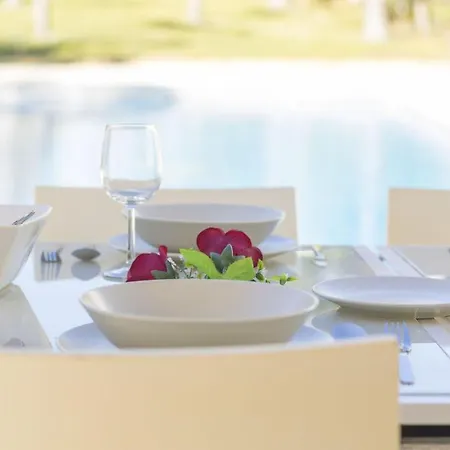 Villa Casa Serrao With 4 Bedrooms Sleeps 8 Carvoeiro (Lagoa)